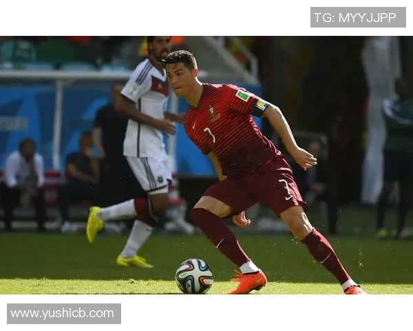 足球明星女装造型高清头像展现魅力风采时尚碰撞精彩瞬间