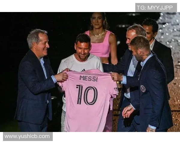 2025年最新全球足球明星排名揭晓 超越梅西C罗的顶级球员榜单